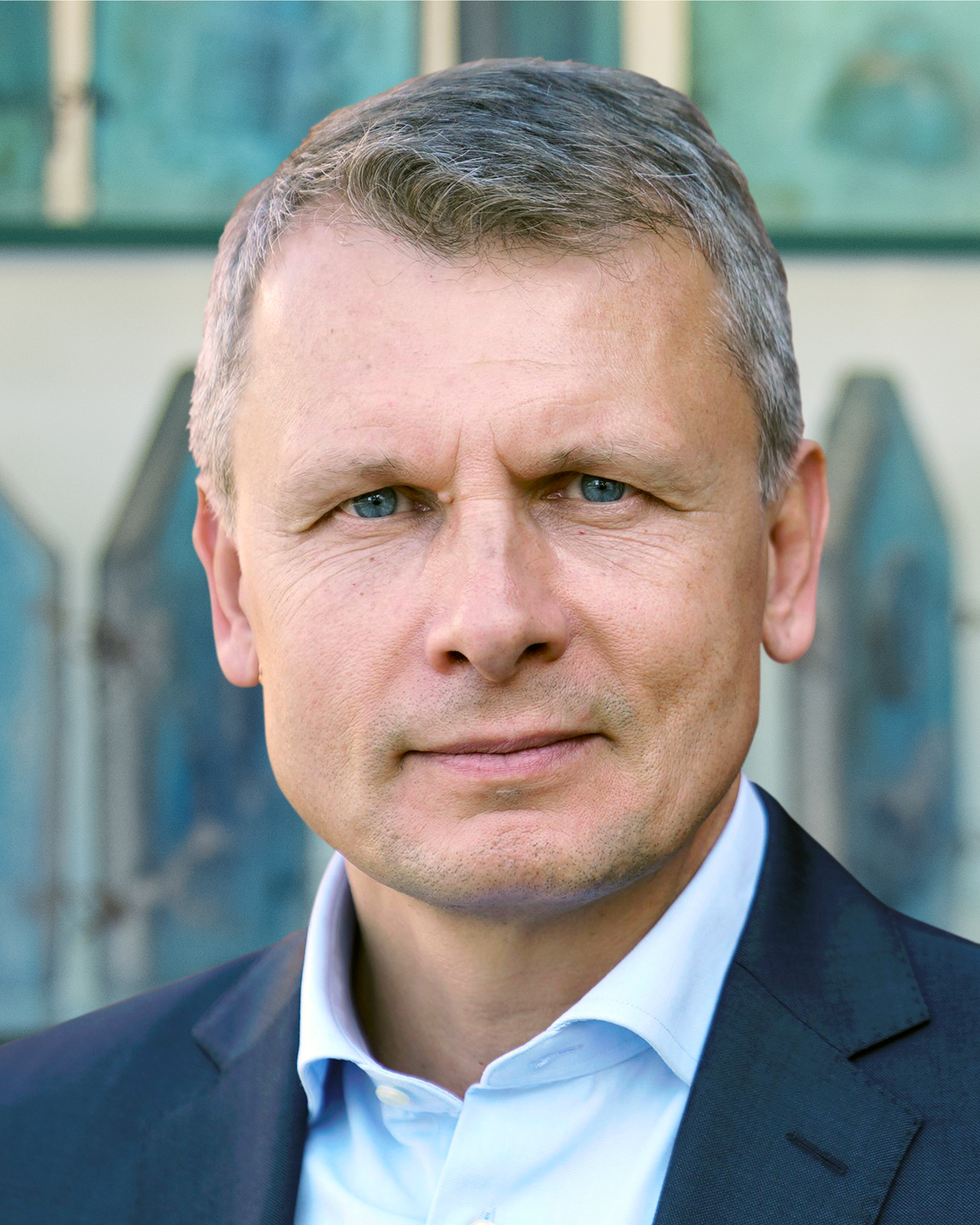 Portrait of Ralf H. Cramer